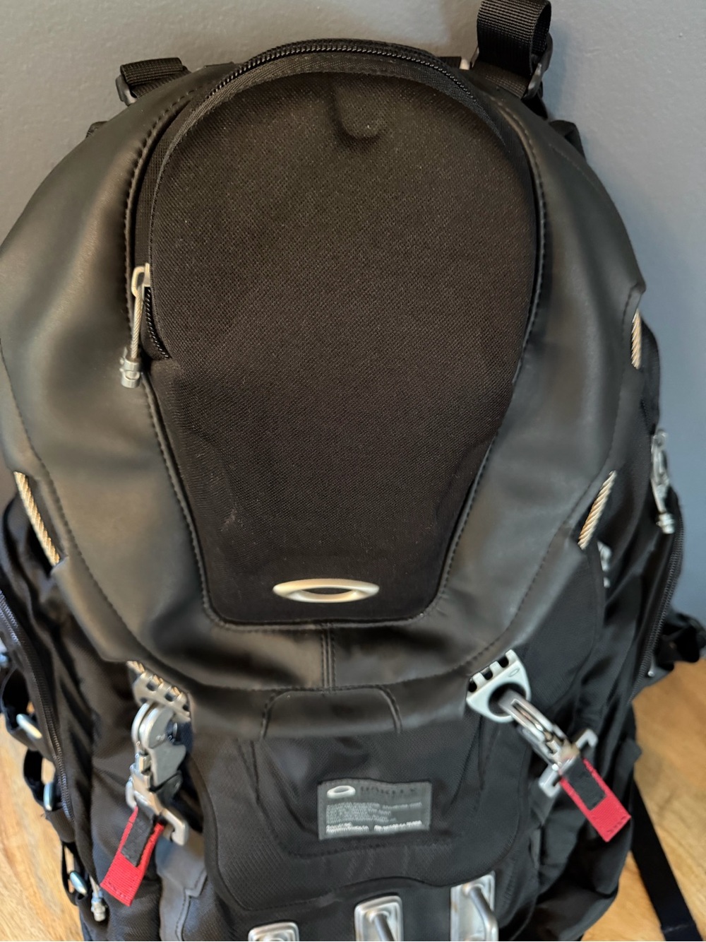 Oakley Black Tactical Backpack with Silver Hardware - Picture 11 of 14